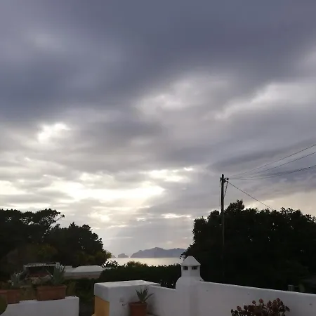 Casa Vacanze Ombretta * Ponza