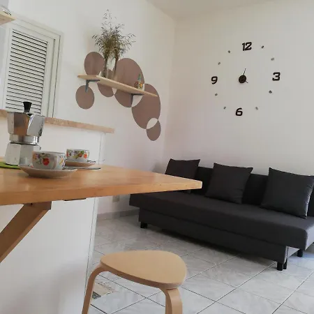 Casa Vacanze Ombretta Apartment *